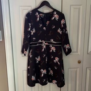 Banana Republic flowy floral with pockets dress size 8 gently worn